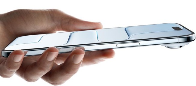 iPhone Air dalam genggaman tangan. (apple)